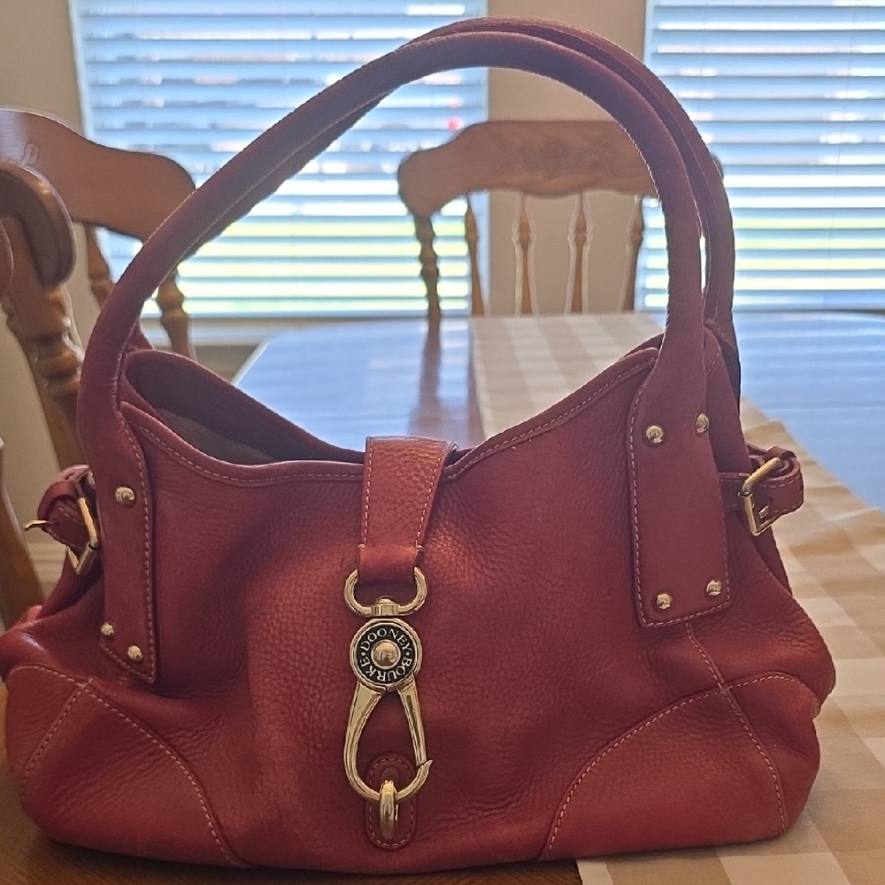 Vintage Dooney And Bourke Red Leather Analisa Clasp Satchel